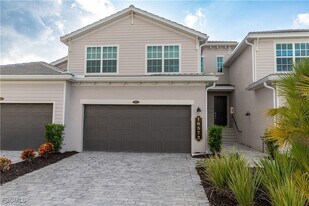 16572 Kingwood Ln, Unit 3621 in Punta Gorda, FL - Building Photo