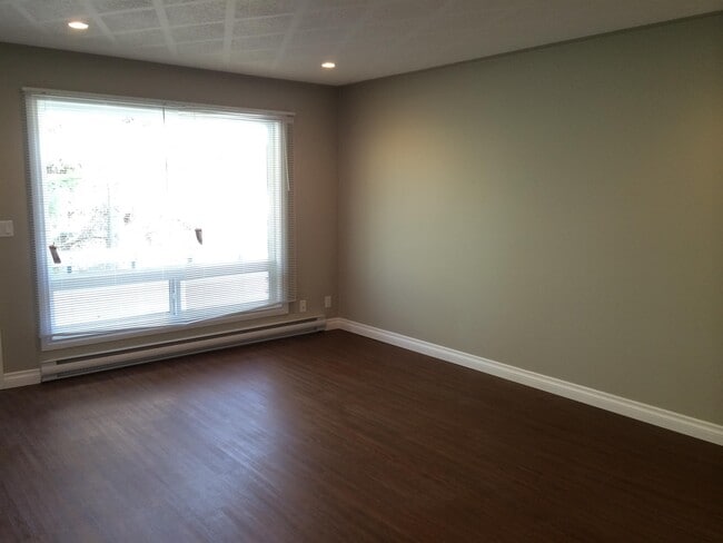 9904-9995 Street - St in Fort St John, BC - Building Photo - Building Photo