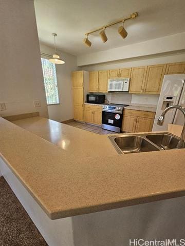 95-944-944 Wikao St in Honolulu, HI - Building Photo - Building Photo