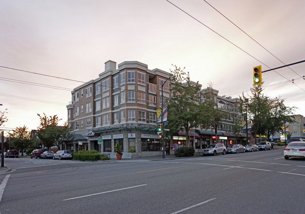 Granville Mansion in Vancouver, BC - Building Photo