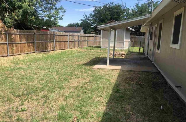 1442 Deville St in Wichita Falls, TX - Building Photo - Building Photo