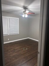 215 W 89th St in Kansas City, MO - Building Photo - Building Photo