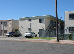 4156 Van Dyke Ave in San Diego, CA - Building Photo - Building Photo