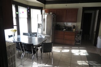 3003 N Maryland Ave in Milwaukee, WI - Building Photo - Building Photo