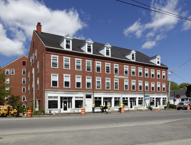 606 Main St