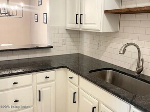 1110 Westlynne Place in Glenview Manor, KY - Building Photo - Building Photo