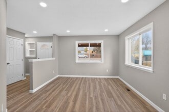 227 Crestone Ave in Colorado Springs, CO - Building Photo - Building Photo