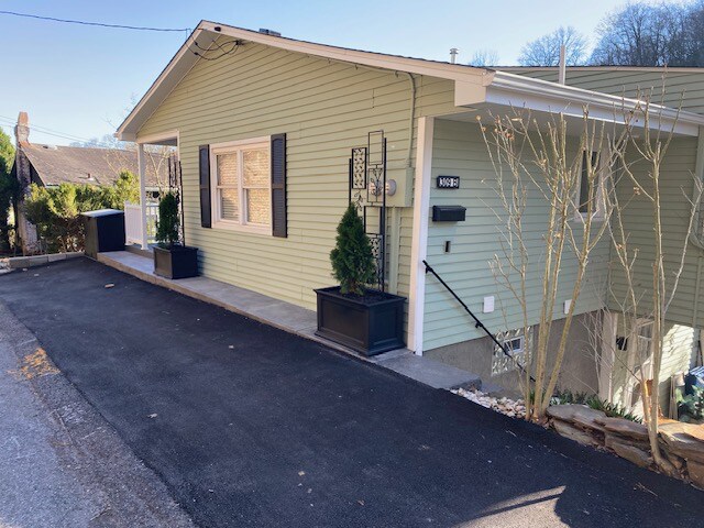 309 Run St-Unit -B in Carnegie, PA - Building Photo - Building Photo