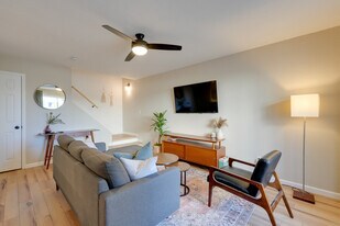 7915 E Keim Dr in Scottsdale, AZ - Building Photo