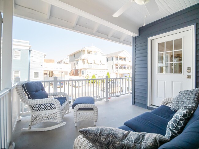 6 S Troy Ave in Ventnor City, NJ - Building Photo - Building Photo