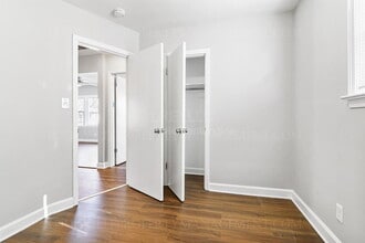 4206 Laura Ave in Shively, KY - Building Photo - Building Photo