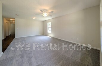 4365 Melissa Ct W in Jacksonville, FL - Building Photo - Building Photo