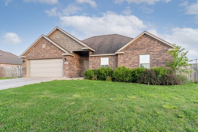 2091 Eagle Dr in Pea Ridge, AR - Building Photo - Building Photo