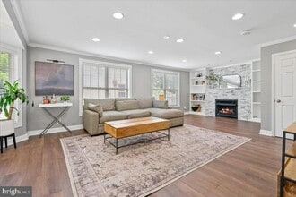 2819 Summerfield Rd in Falls Church, VA - Building Photo - Building Photo