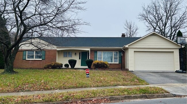 property at 413 Briarmont Dr