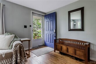 67 Merritt Pl in New Hartford, NY - Building Photo - Building Photo