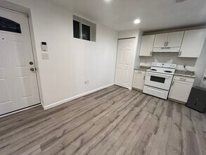 1454 Heather Ridge Ct, Unit B in Frederick, MD - Foto de edificio - Building Photo