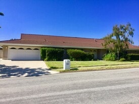 1021 Trueno Ave in Camarillo, CA - Building Photo