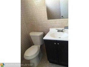 14212 NE 4th Ave in Miami, FL - Building Photo - Building Photo