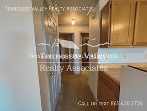 128 Herbert Heidel Rd in Wartburg, TN - Building Photo - Building Photo