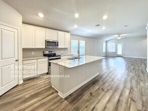 110 Bosco Rd in Hutto, TX - Building Photo - Building Photo