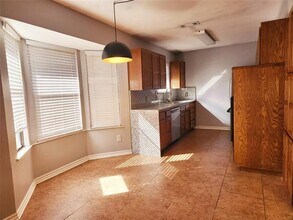 6210 Lotus Dr in Arlington, TX - Building Photo - Building Photo