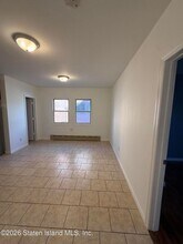 279 Heberton Ave in Staten Island, NY - Building Photo - Building Photo
