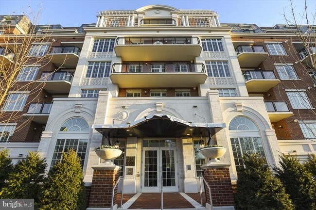 6900 Fleetwood Rd in McLean, VA - Building Photo - Building Photo