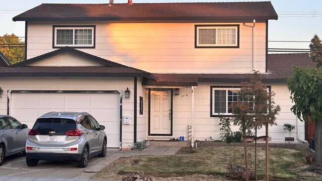 property at 3118 Capewood Ln