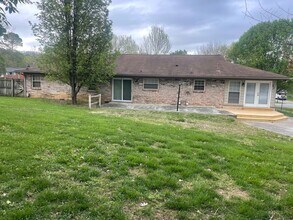 3801 Seeber Dr in Knoxville, TN - Building Photo - Building Photo