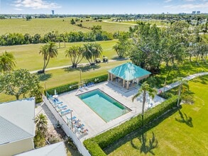 2320 Terra Ceia Bay Blvd in Palmetto, FL - Building Photo - Building Photo