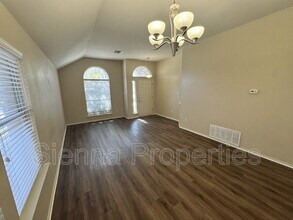 909 House Creek Dr in Leander, TX - Building Photo - Building Photo