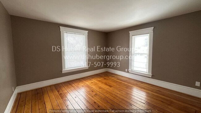 420.5 W Maple St in Lansing, MI - Building Photo - Building Photo