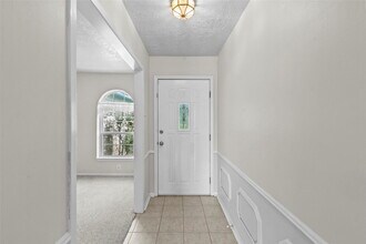 614 Crestwood Dr in Shenandoah, TX - Building Photo - Building Photo