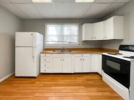2125 W Jackson St in Muncie, IN - Building Photo