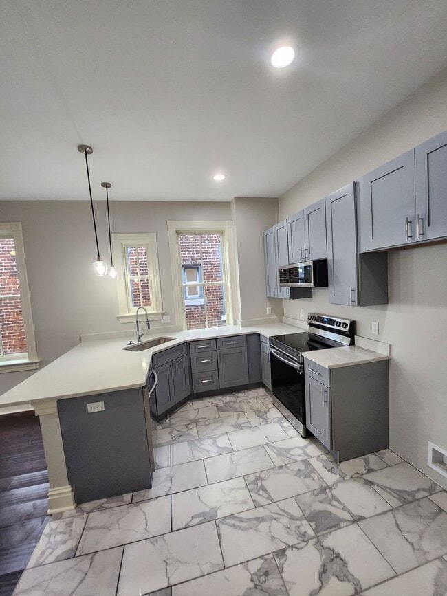 property at 4240 Norfolk Ave