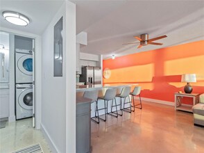 14800 Gulf Blvd in Madeira Beach, FL - Building Photo - Building Photo
