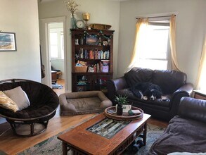 36 Princeton St, Unit 3 in Somerville, MA - Building Photo - Building Photo