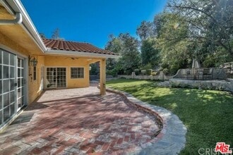 4949 Palomar Dr in Los Angeles, CA - Building Photo - Building Photo