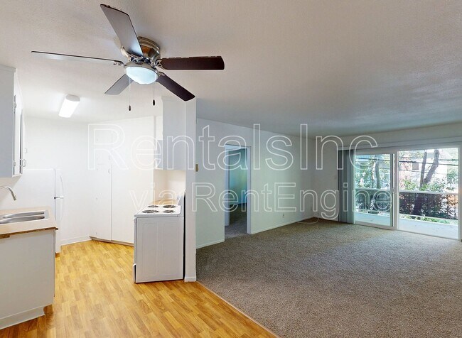 property at 1821 Lincoln Ave