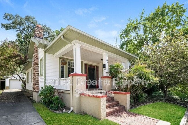 property at 103 S Sunset Dr