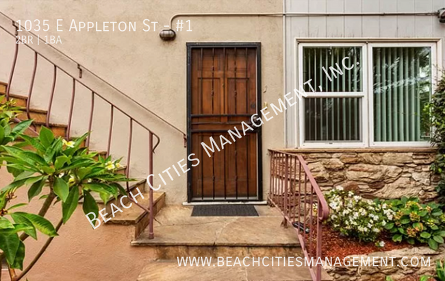 1035 E Appleton St in Long Beach, CA - Foto de edificio - Building Photo