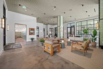 The Saint George in Austin, TX - Building Photo - Building Photo