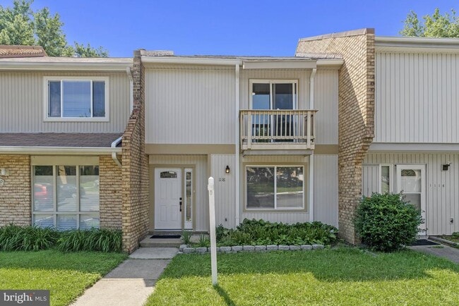 1118 Shannon Pl