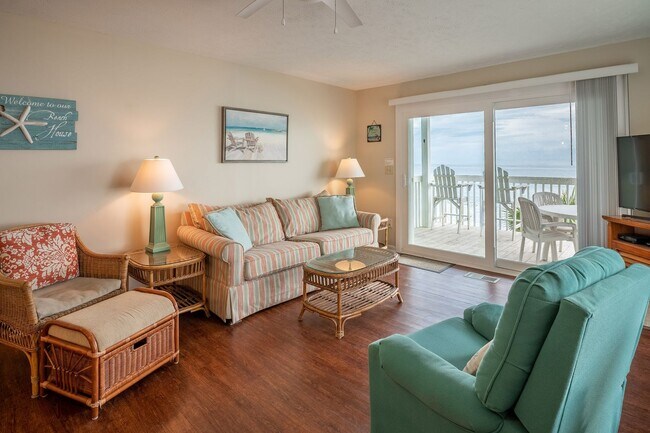 2007 Surfrider Ct in Kure Beach, NC - Building Photo - Building Photo