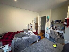 53 Lawn St, Unit 1 in Boston, MA - Building Photo - Building Photo