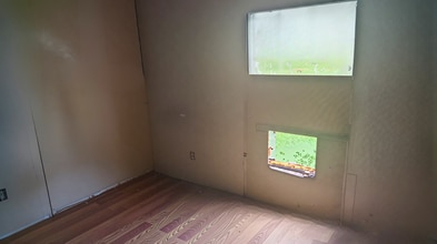 607 E Runnels St in Nashville, AK - Foto de edificio - Building Photo