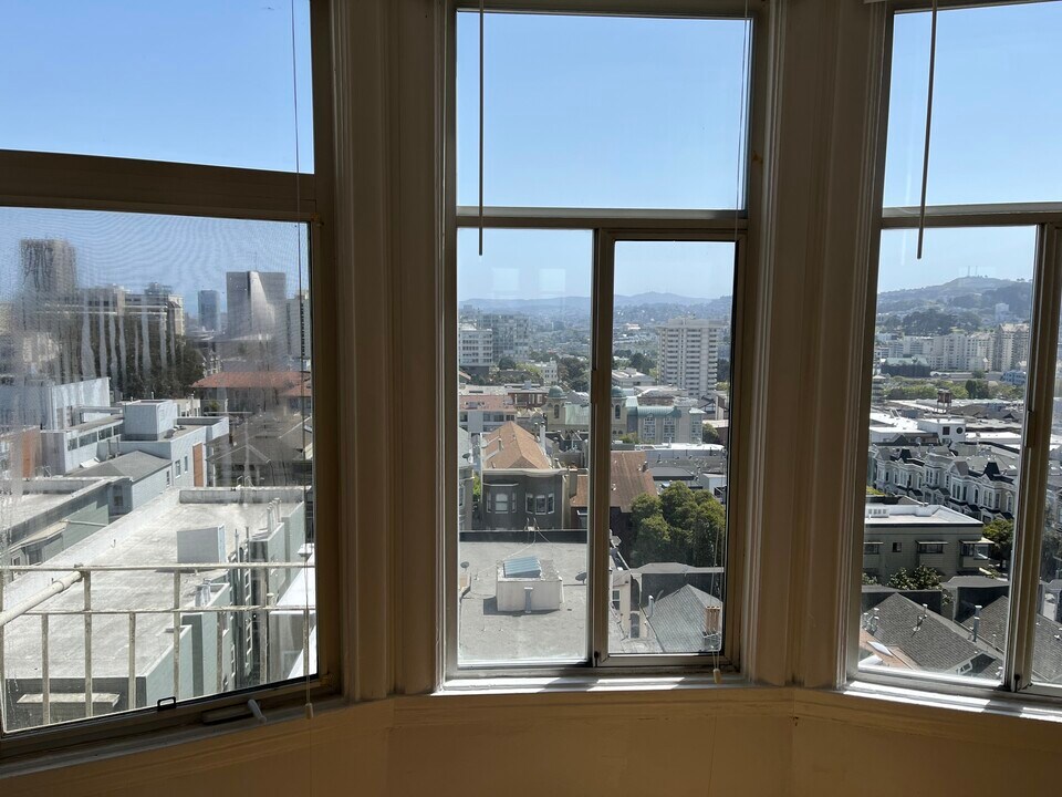 2055 California St in San Francisco, CA - Building Photo
