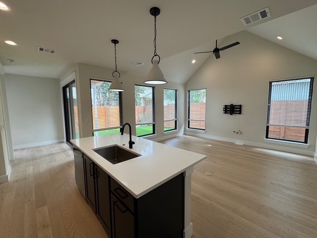 1101 1/2 Fiesta St in Austin, TX - Building Photo - Building Photo