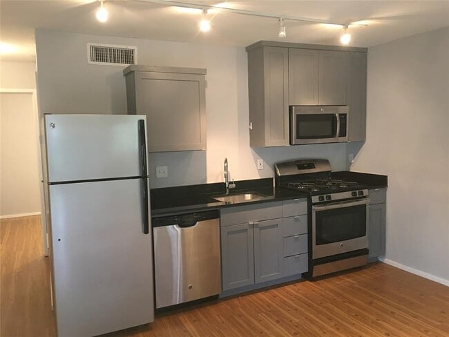 property at 5306 Woodrow Ave